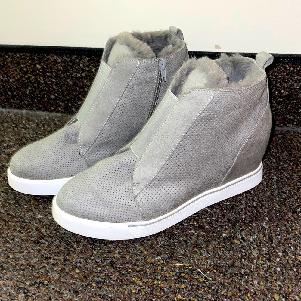 Maurices Taylor Elastic Fur Sneaker Wedge